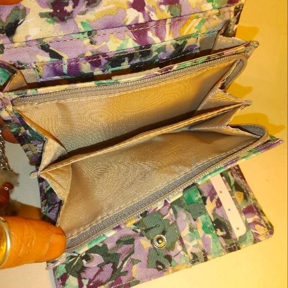 Kippling Wallet Floral Violet,purples w/Monkey - Picture 2 of 6
